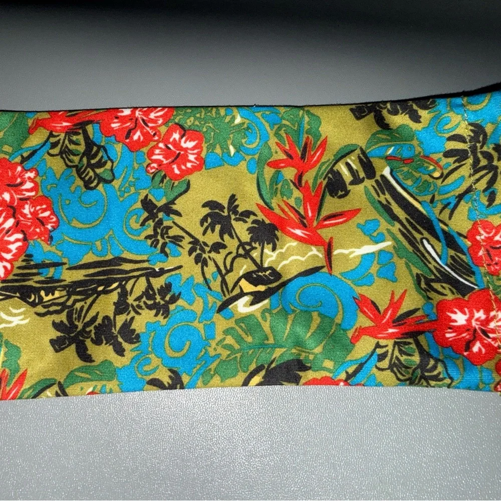 Tortoise Shell Sunglasses - Picture 5 of 5